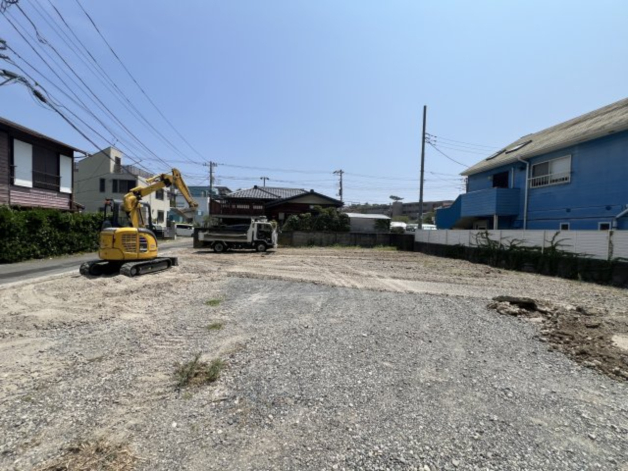 海まで徒歩4分！建築条件なしの広々とした売地の外観