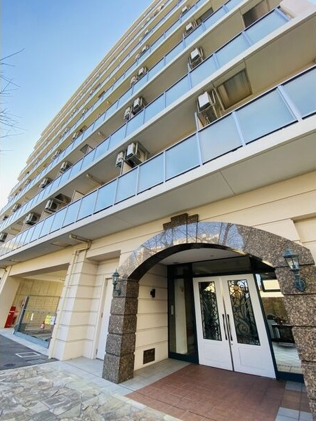 アリビオ江坂垂水町の外観