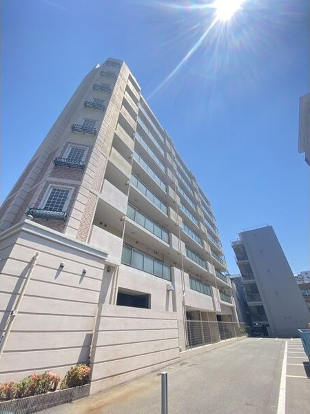 アリビオ江坂垂水町の外観