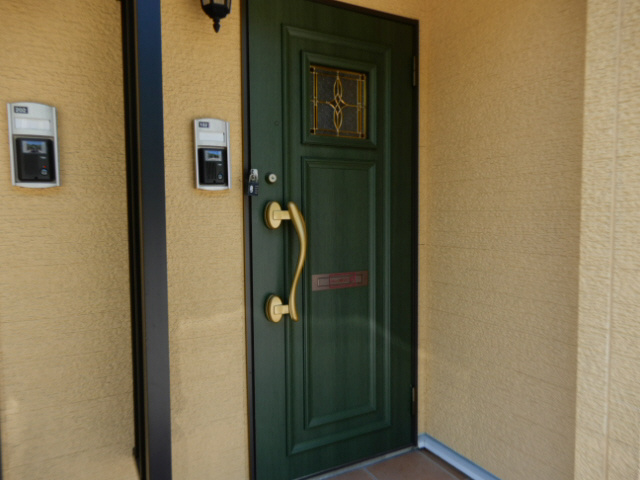 クラッセ弐番館のエントランス