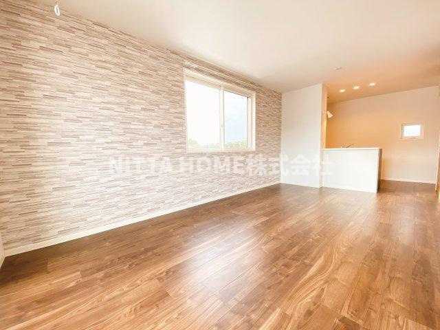 プルニエールの居間・リビング|リビングは14.1帖です◎