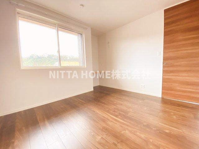 プルニエールの内装|洋室6.7帖です☆彡