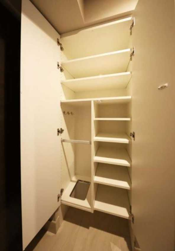 レジデンス桜新町ガーデン　ペット相談　フリーレント　礼金０の収納