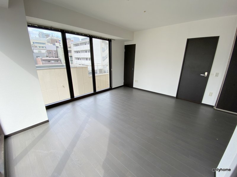 アルグラッドザタワー心斎橋　仲介手数料無料の居間・リビング