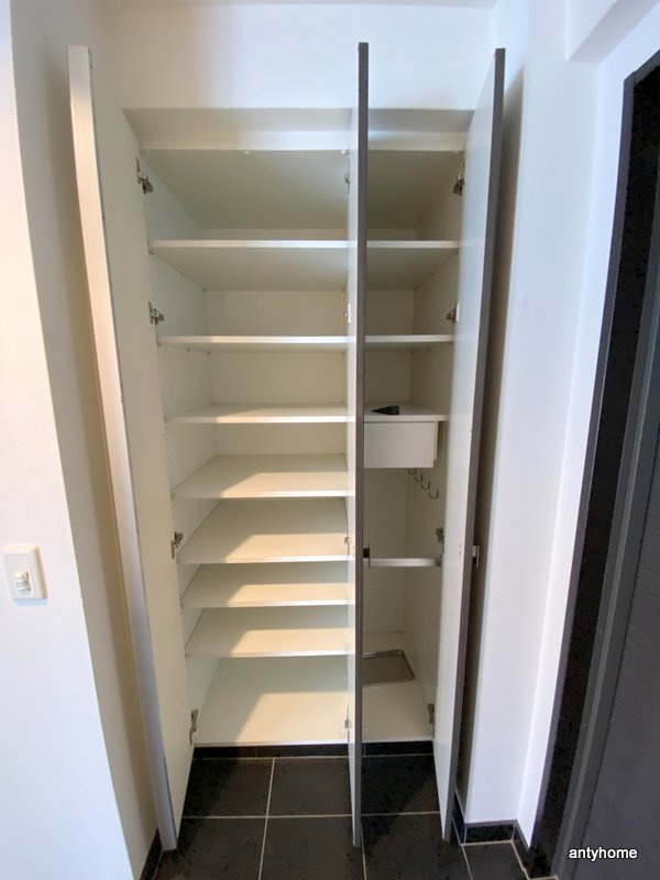 アルグラッドザタワー心斎橋　仲介手数料無料の収納