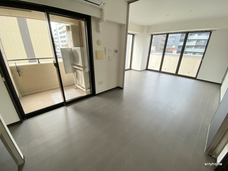 アルグラッドザタワー心斎橋　仲介手数料無料の洋室