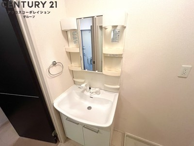 独立洗面化粧台付きでおすすめです！
