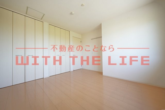 ピエス【10，000円キャッシュバック対象物件】の洋室|スタンダードな洋室です