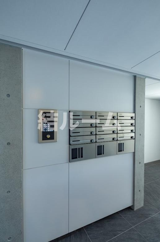 板橋区板橋４丁目の賃貸マンションのロビー