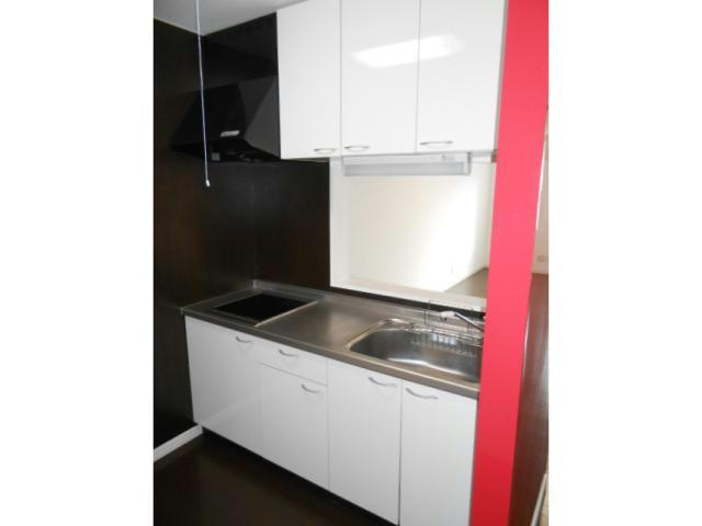 ＲＯＳＳＯ　Ｂ（ﾛｯｿﾋﾞｰ）のキッチン