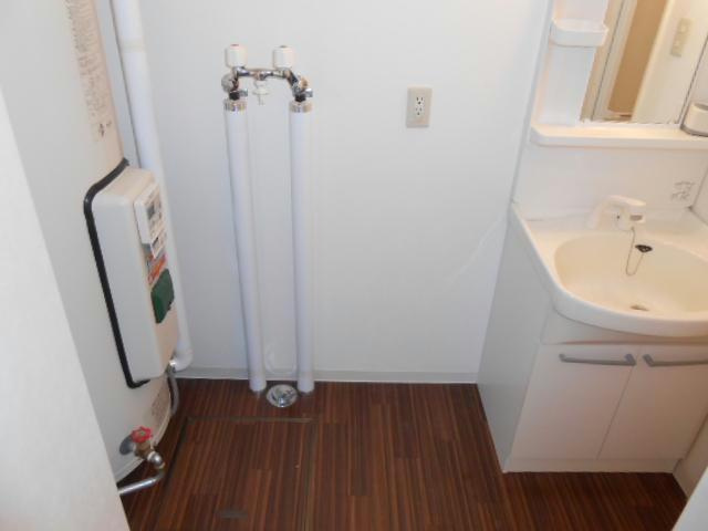 ＲＯＳＳＯ　Ｂ（ﾛｯｿﾋﾞｰ）の洗面所