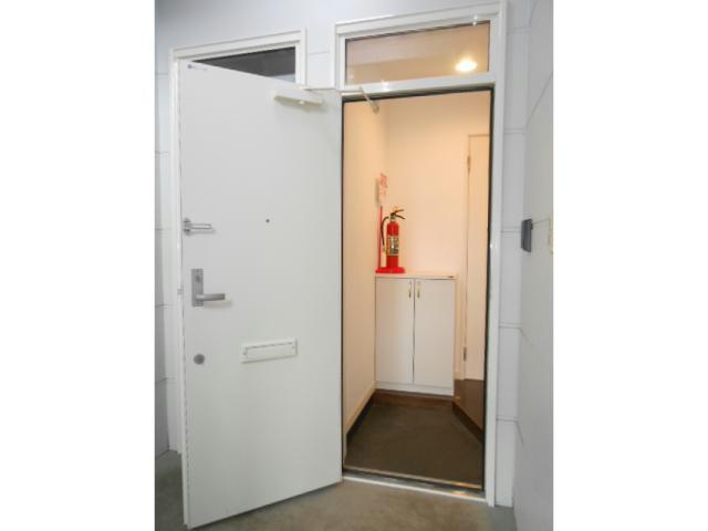 ＲＯＳＳＯ　Ｂ（ﾛｯｿﾋﾞｰ）の玄関