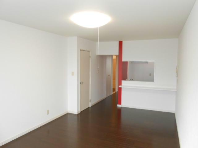 ＲＯＳＳＯ　Ｂ（ﾛｯｿﾋﾞｰ）の居間・リビング