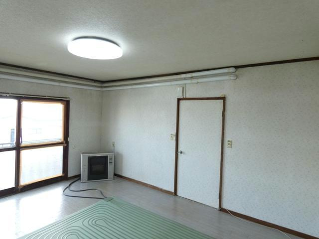 中井ハイツの居間・リビング