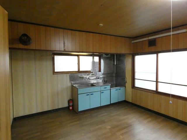 カネサマンションの居間・リビング