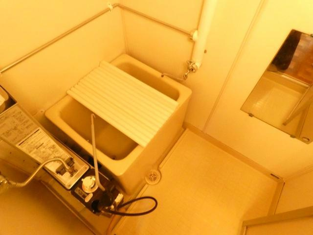 カネサマンションの浴室