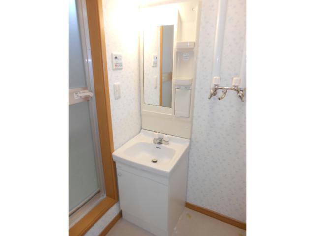 エステートｉｎラミネールの洗面所