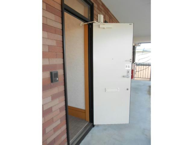 エステートｉｎラミネールの玄関