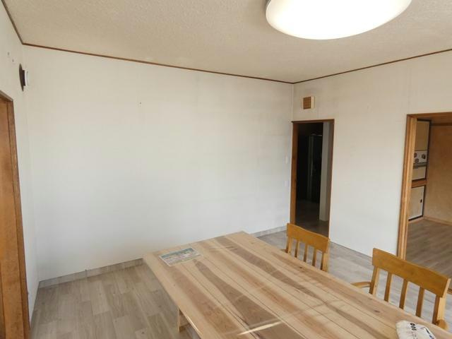大楽毛西２－３０－１６店舗付住宅の居間・リビング