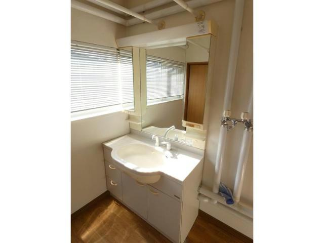 大楽毛西２－３０－１６店舗付住宅の洗面所
