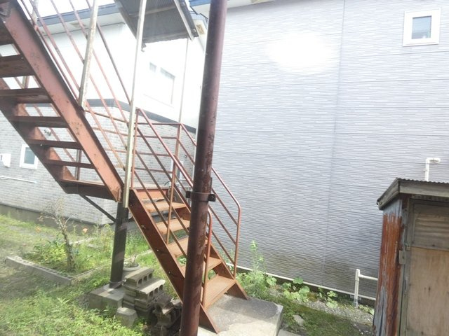 ミヨシマンションのエントランス
