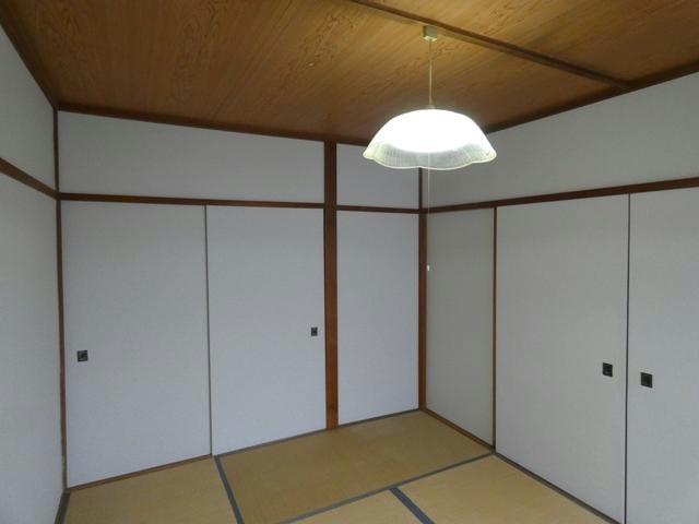 松田マンションの居間・リビング