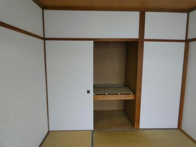 松田マンションの収納