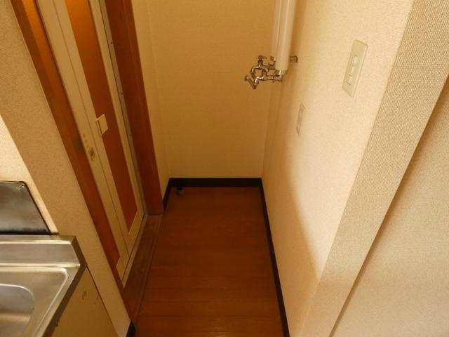 協輪ハイツの洗面所