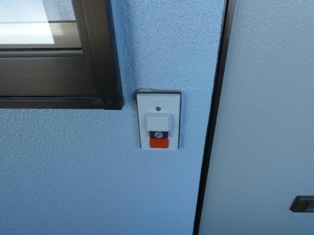 ワンルームハイツの玄関