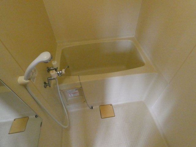 コーポアカシアの浴室