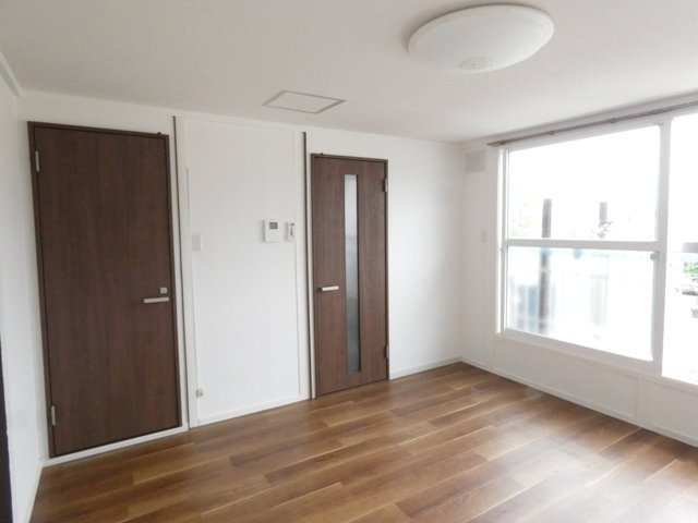 中岡マンション（鳥取北９）の居間・リビング