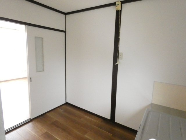 中岡マンション（鳥取北９）の洋室