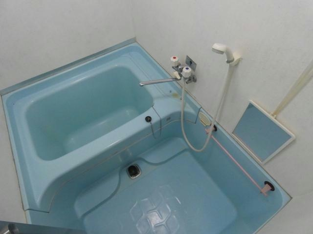 万年青マンションの浴室