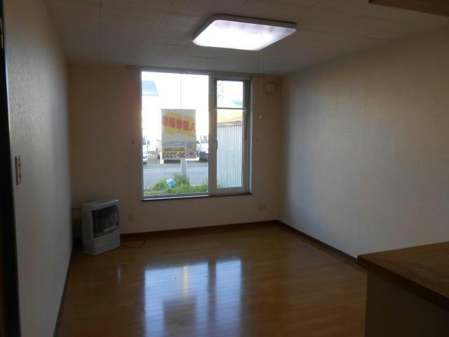 フラワーマンションⅤの居間・リビング