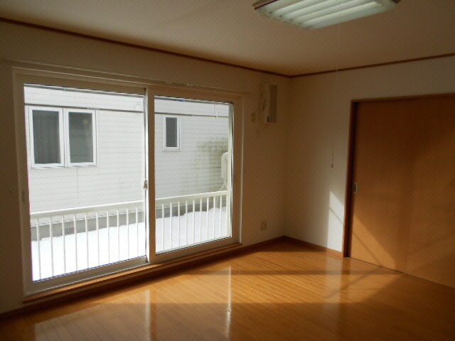 ハピネスハイムⅢの居間・リビング