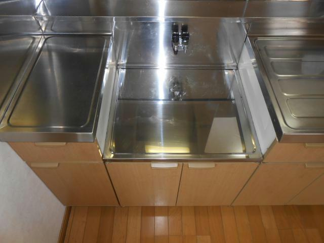 アヴァンツァーレ昭和のキッチン