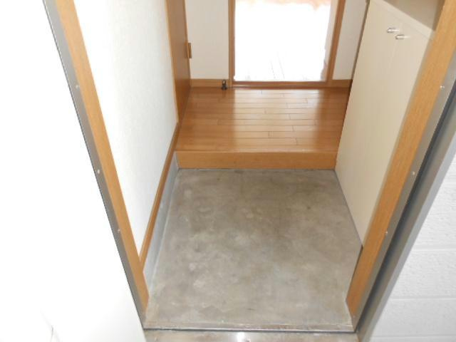 アヴァンツァーレ昭和の玄関
