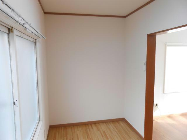 フラワーハイツ(星が浦大通）の居間・リビング