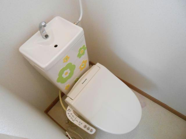 フラワーハイツ(星が浦大通）のトイレ