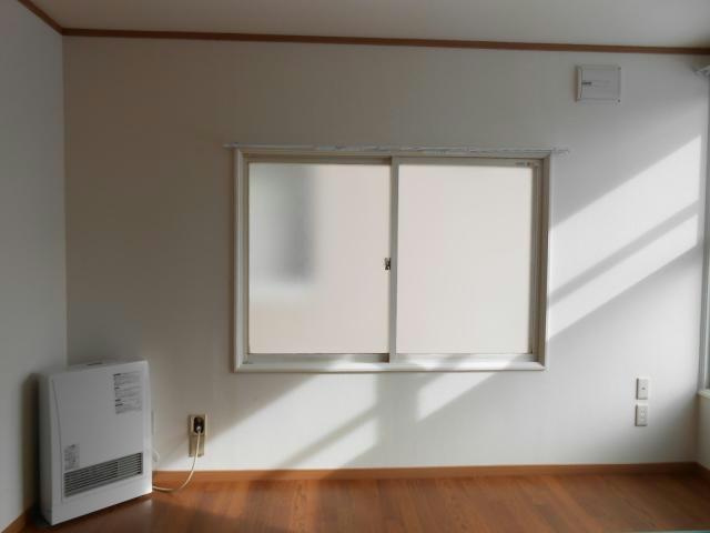 フラワーハイツ(星が浦大通）の居間・リビング