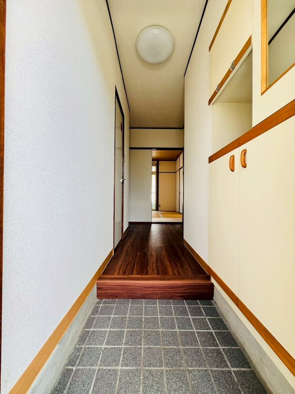 メゾンドフィオーレの玄関