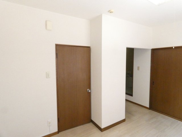 コーポ文苑の居間・リビング