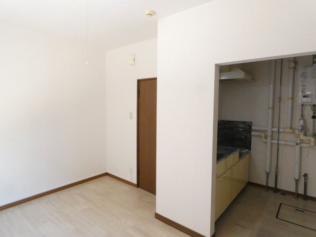 コーポ文苑の居間・リビング