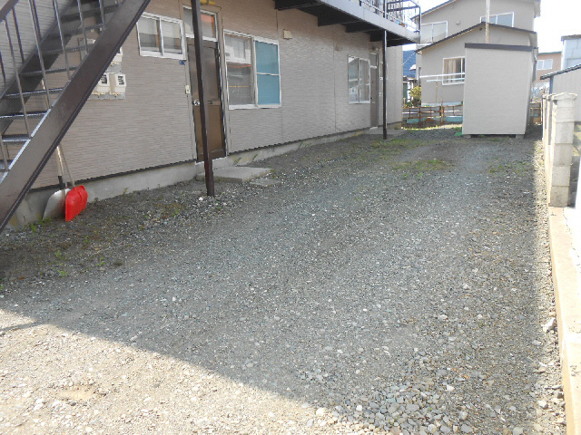 大西アパートの駐車場