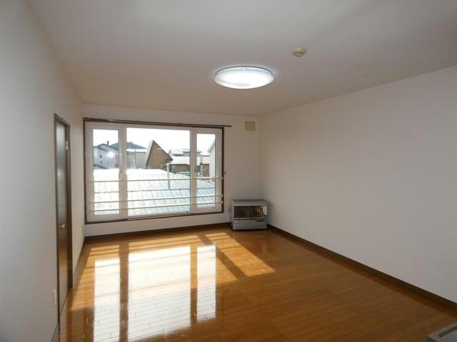 メゾンフローラの居間・リビング