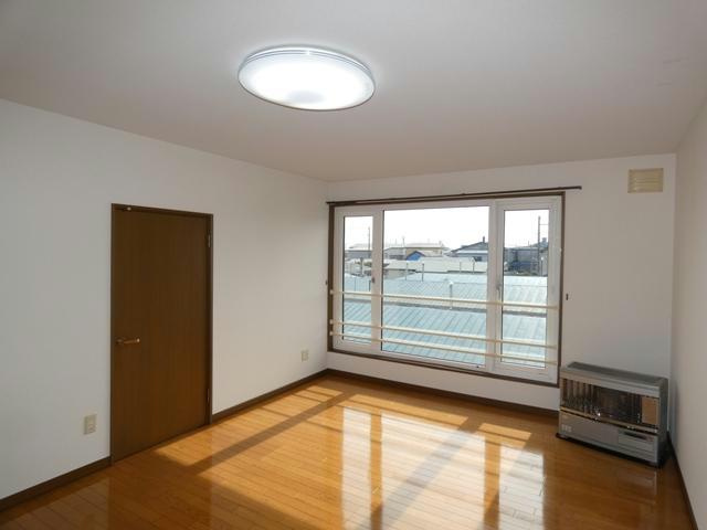 メゾンフローラの居間・リビング