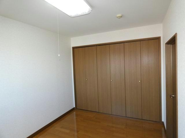 メゾンフローラの居間・リビング