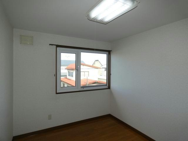 メゾンフローラの居間・リビング