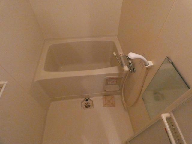 メゾンフローラの浴室