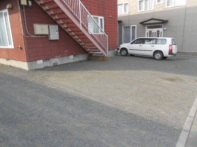 ハイツＮＫの駐車場